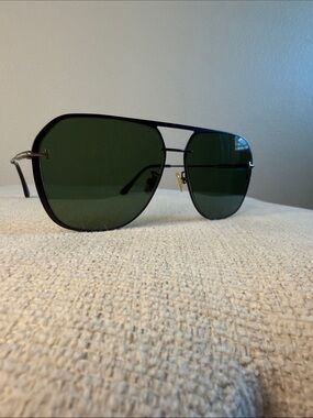 Tom Ford  FT0947-D 02N Black Sunglasses
